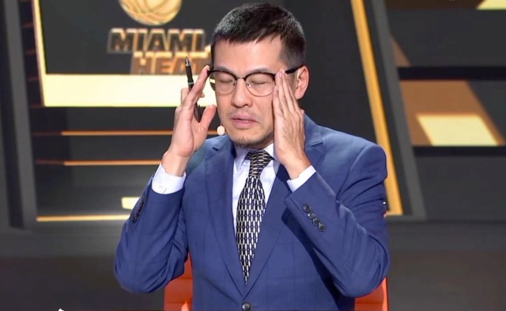 宁荣荣同人18av黄漫网站